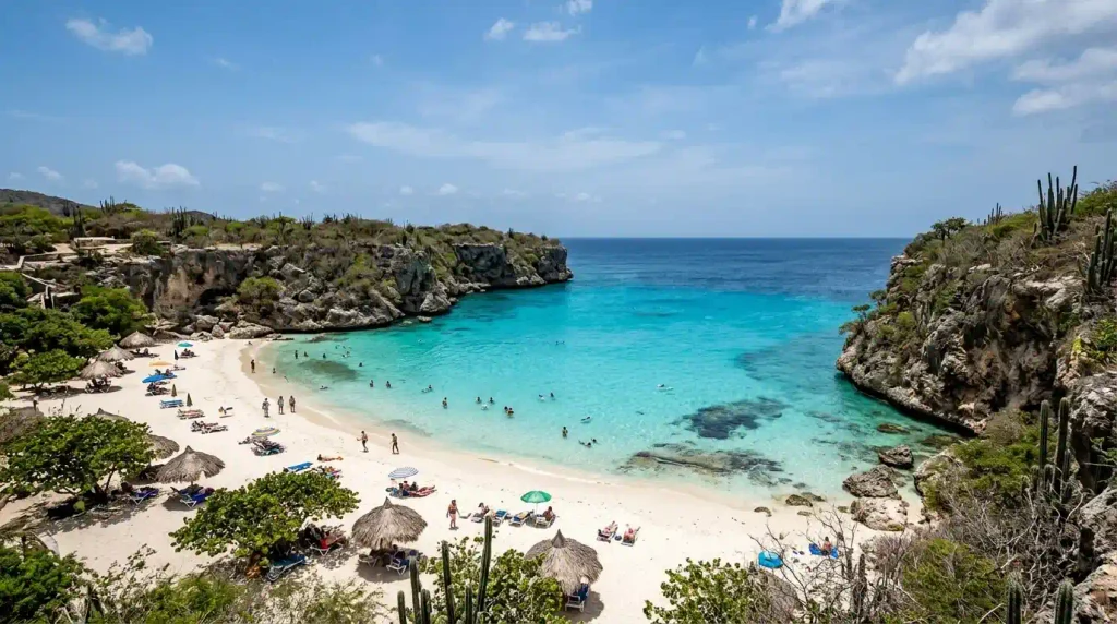 Grote Knip beach with clear water and cliffs